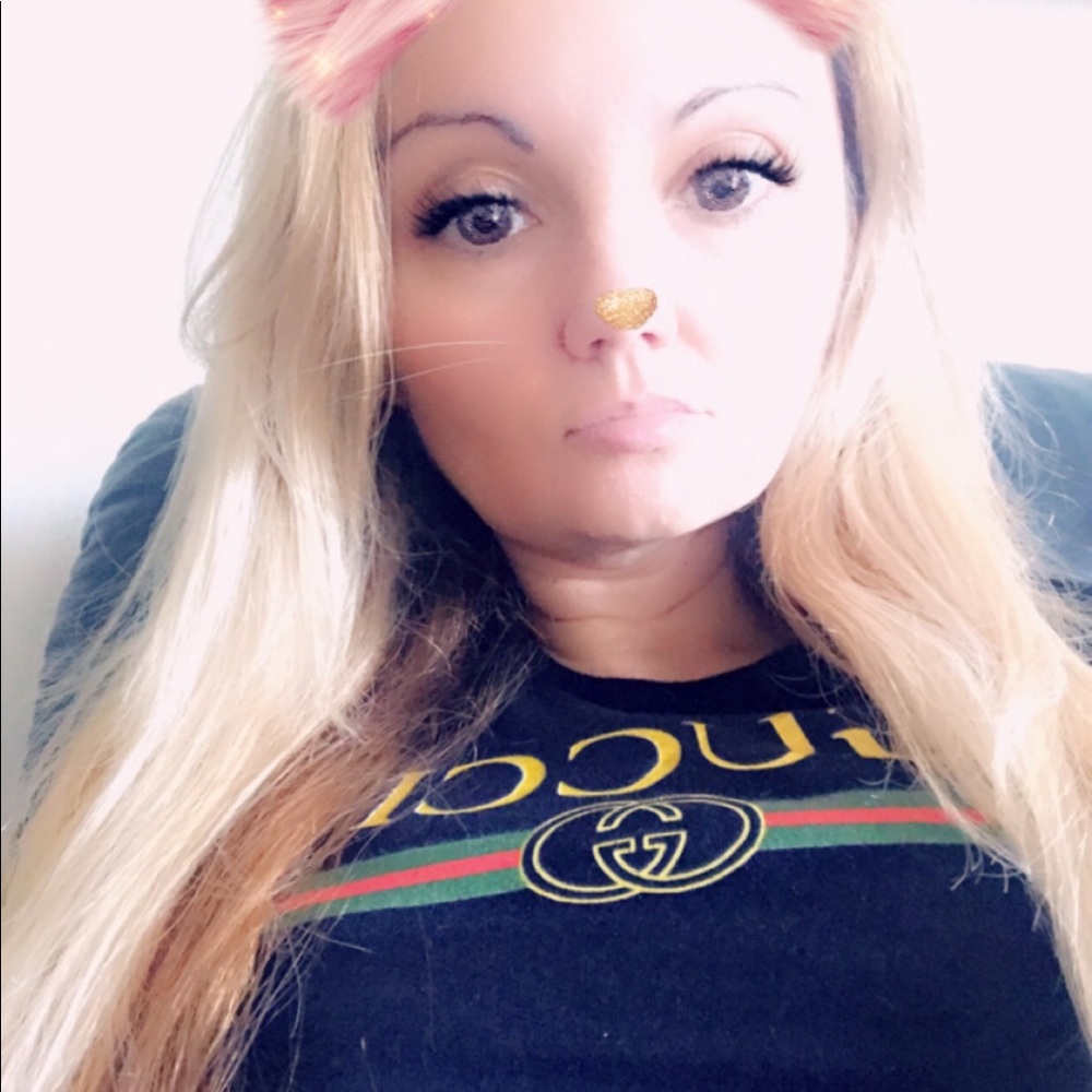 Meet your Posher, Gina